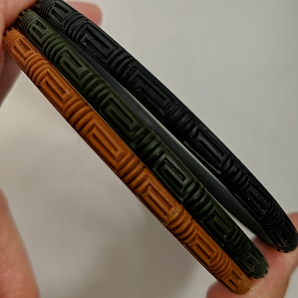 💎2/$20 3 patterned Bangles - Picture 3 of 3